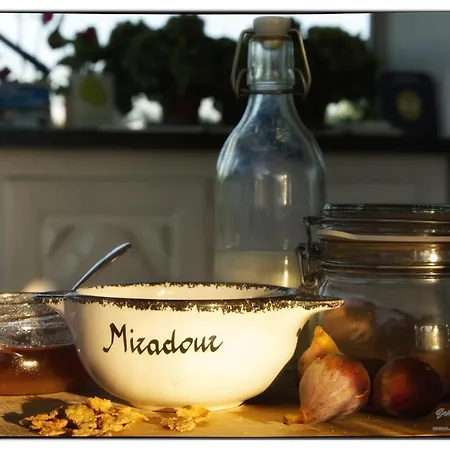 Break Miradour Bed & Breakfast
