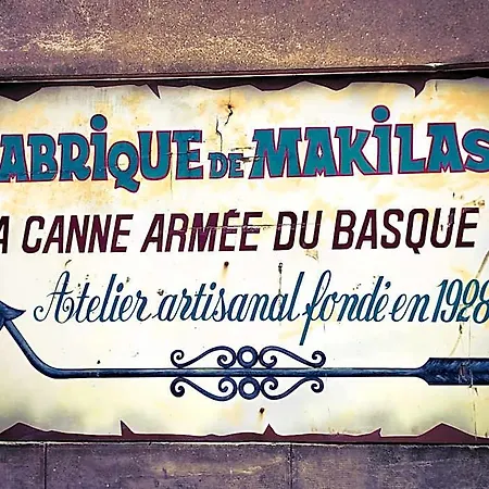 Break Miradour Bed & Breakfast 4*