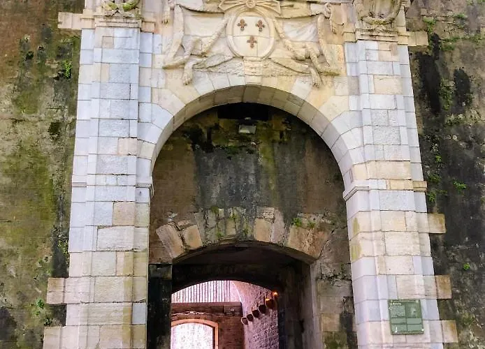 Break Miradour Panzió